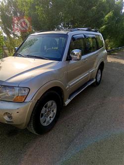 ميتسوبيشي باجيرو